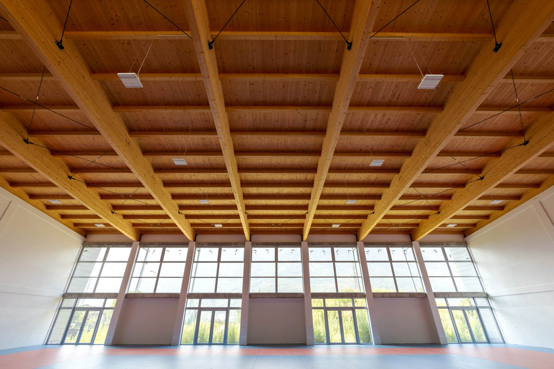 Palestra Polifunzionale Comune di Traona: tetto in legno